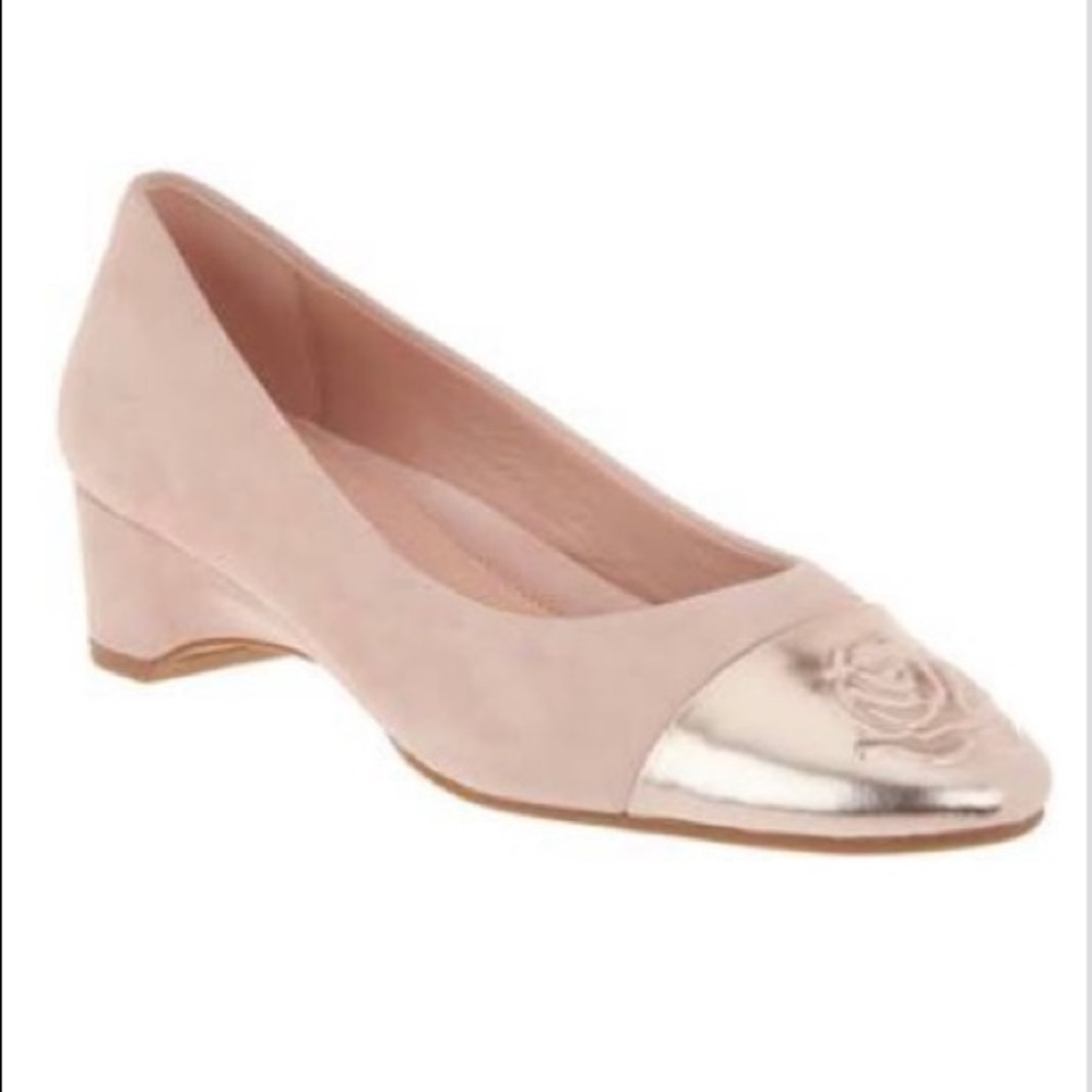 Taryn Rose Shoes Cap Toe Demiwedge Pump BABE Size 5.5M